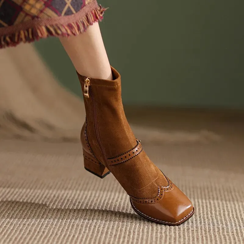 'Batty' Boots