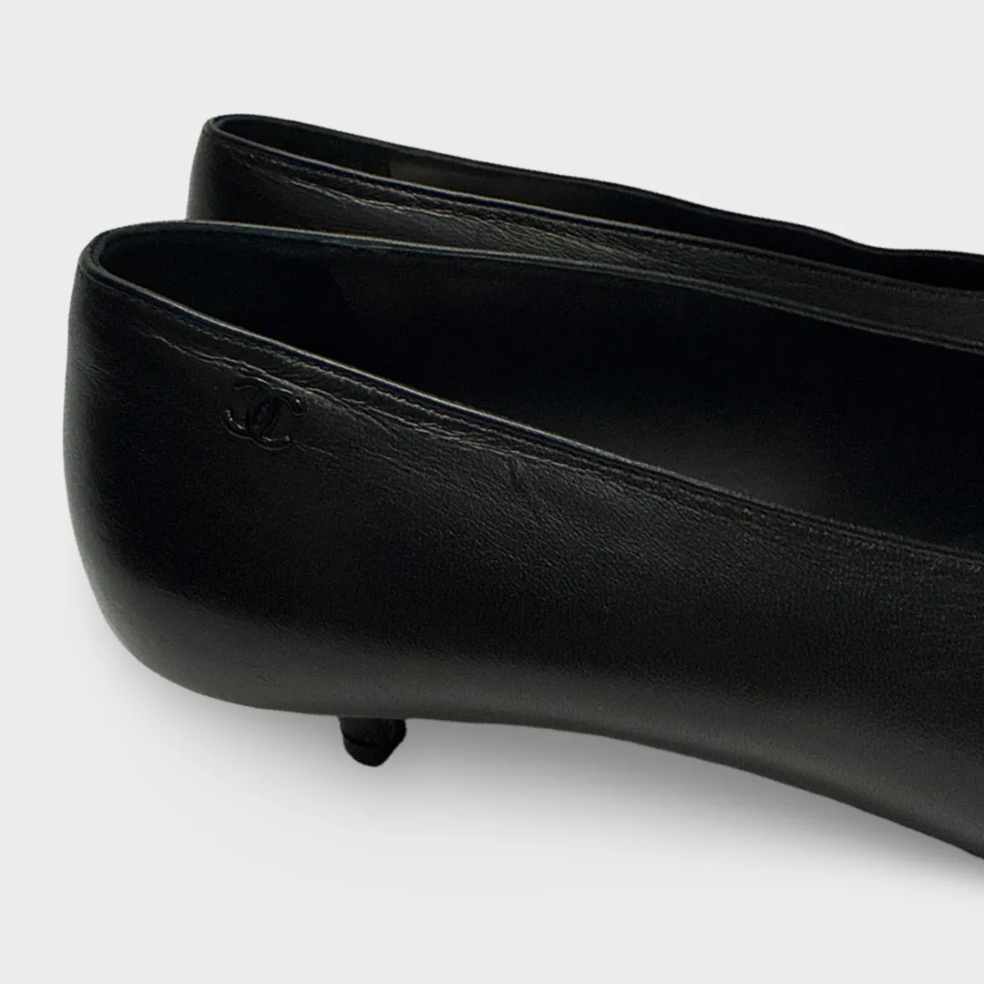 Chanel Women's Kitten-heel Black Leather Pumps