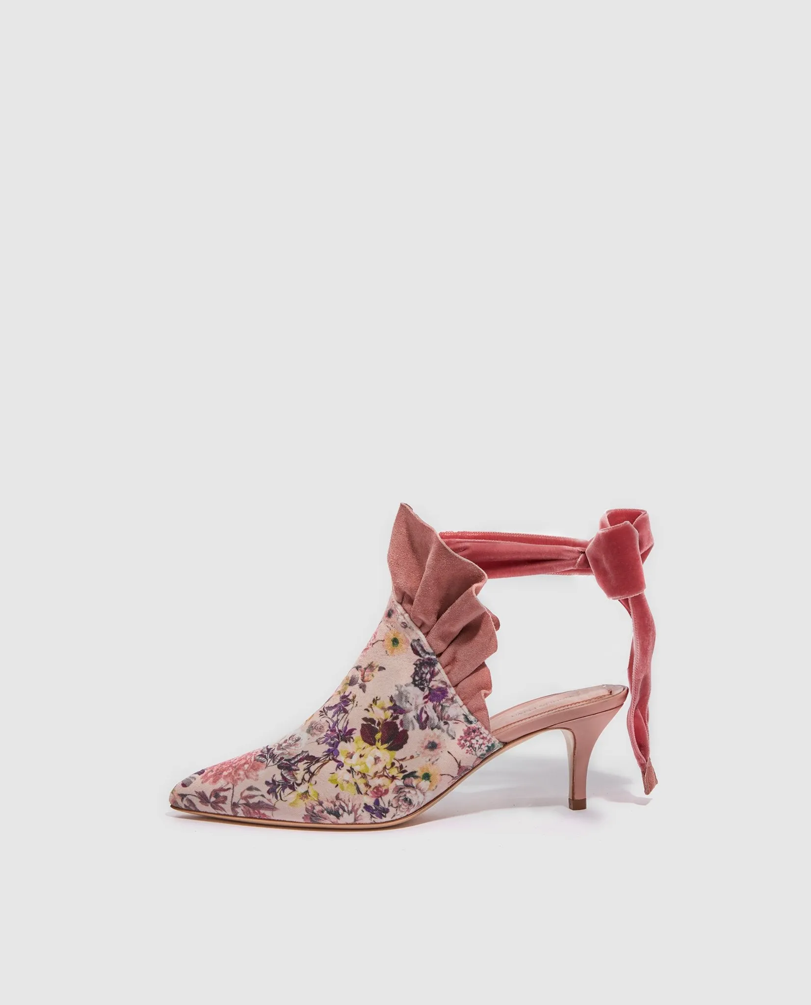 FRILLS FOR ALL SABOT 55