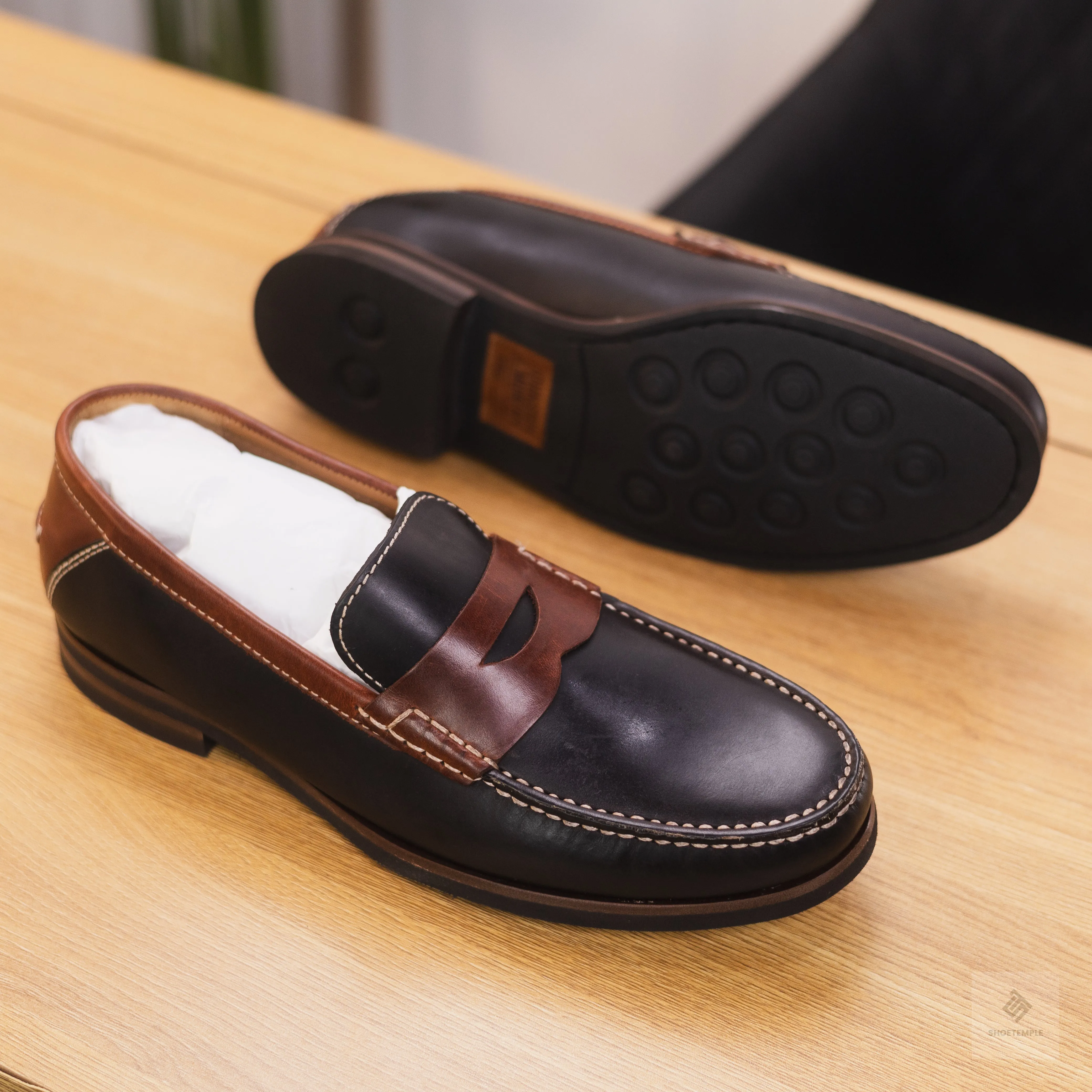 Johnston & Murphy Bolton Two Toned Penny