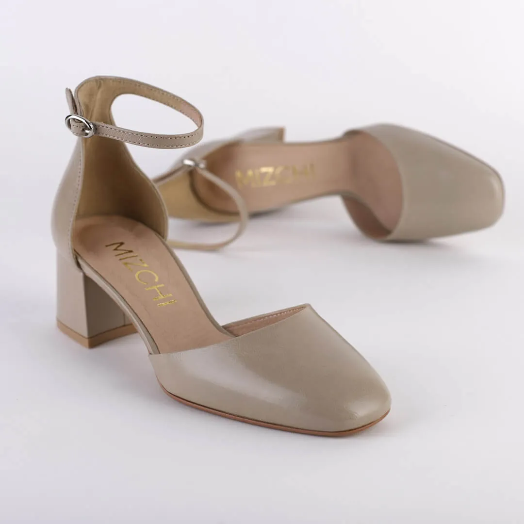 *LAVERNE - beige, 5cm size UK 2