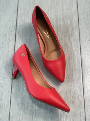 Vizzano 1” Red Classic Kitten Heel