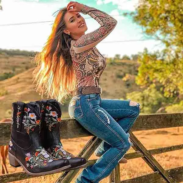 Women Vintage Flower Embroidered Cowgirl Boots Retro Short Western Ankle Boots