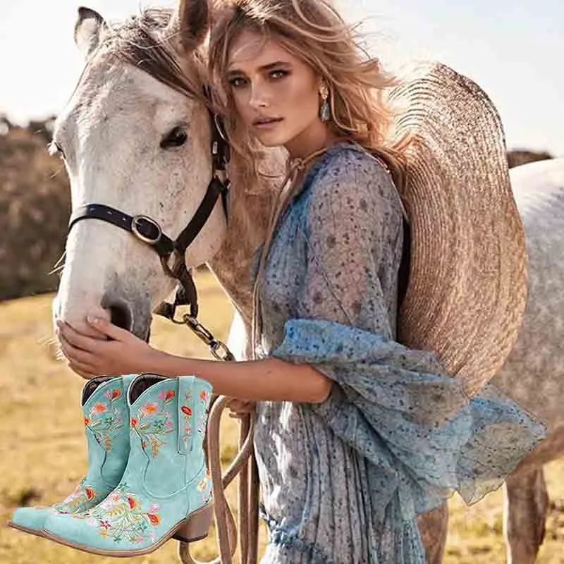 Women Vintage Flower Embroidered Cowgirl Boots Retro Short Western Ankle Boots