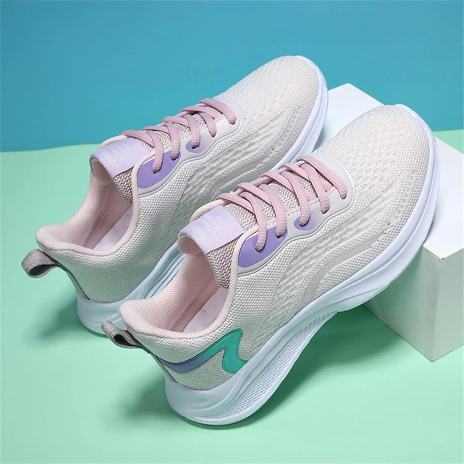 Women's Shoes Sneakers Lace Up Thick Sole Athletic Shoes Breathable Mesh Sneakers Causal Running Walking Tennis Shoes