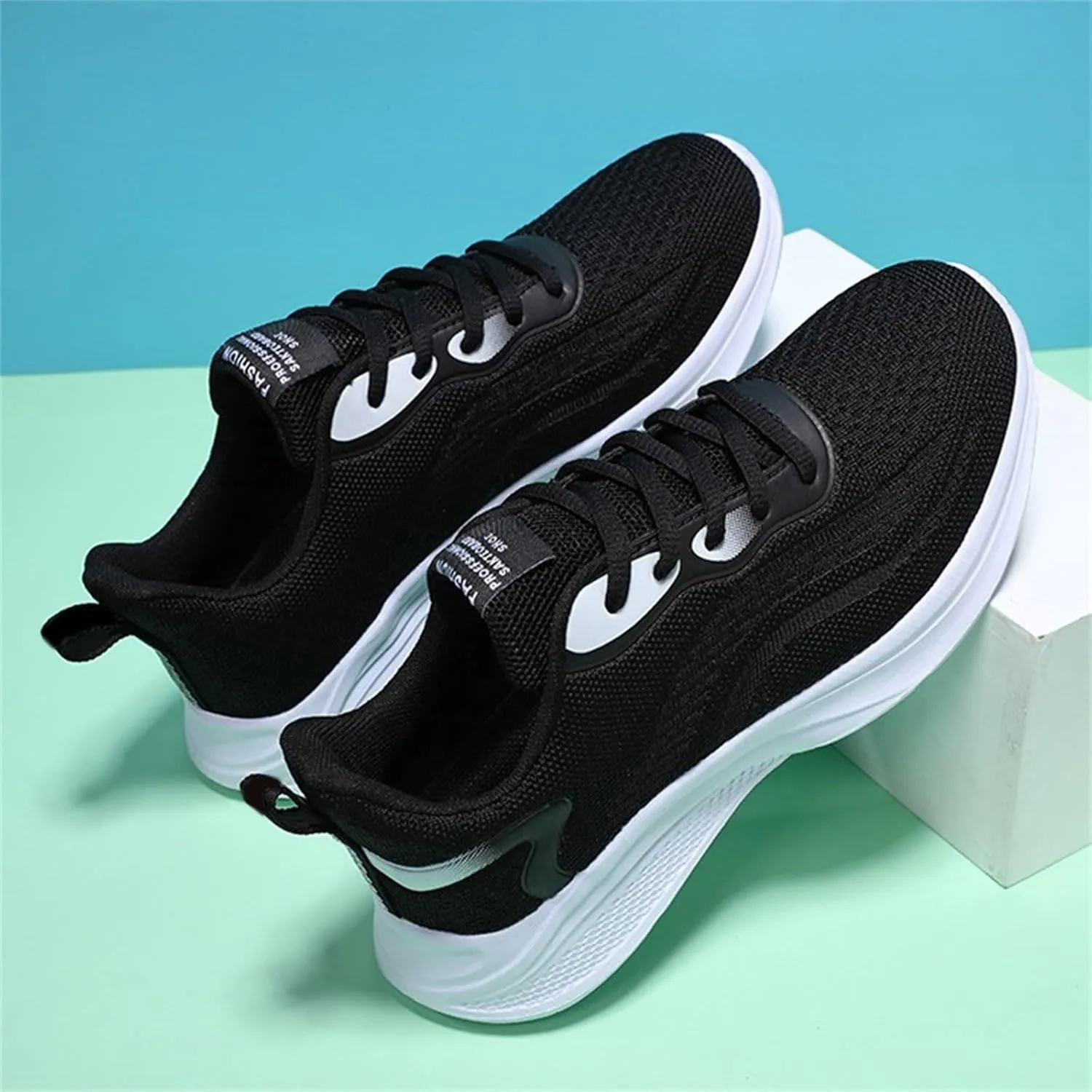 Women's Shoes Sneakers Lace Up Thick Sole Athletic Shoes Breathable Mesh Sneakers Causal Running Walking Tennis Shoes
